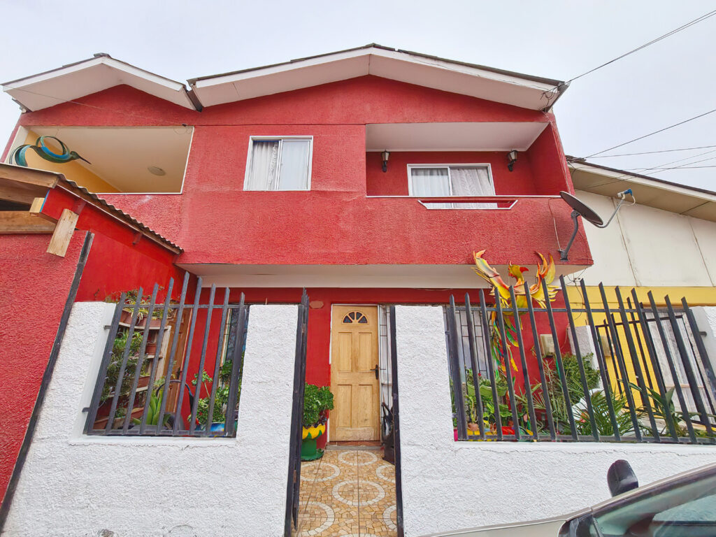 CASA AMPLIA Y CÓMODA - SE VENDE!