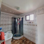 CASA AMPLIA Y CÓMODA - SE VENDE!