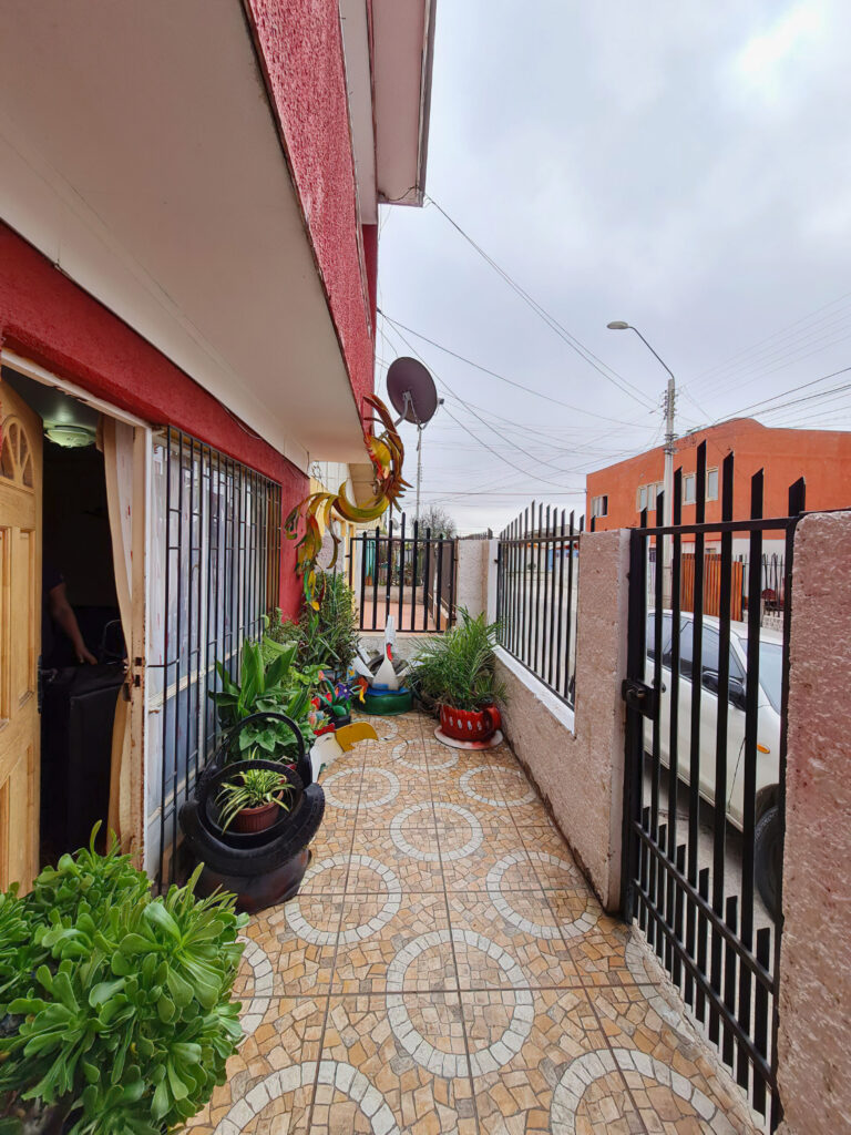 CASA AMPLIA Y CÓMODA - SE VENDE!