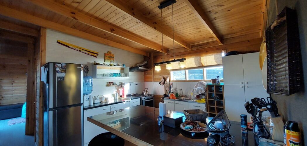 🌅 SE ARRIENDA CASA EN EL ARRAYAN COSTERO CON MARAVILLOSA VISTA AL MAR – AÑO CORRIDO