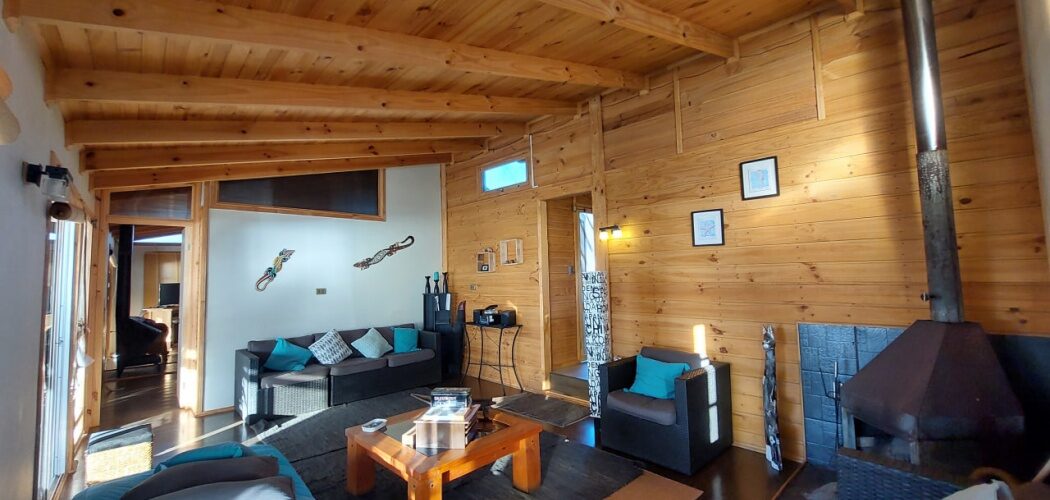 🌅 SE ARRIENDA CASA EN EL ARRAYAN COSTERO CON MARAVILLOSA VISTA AL MAR – AÑO CORRIDO