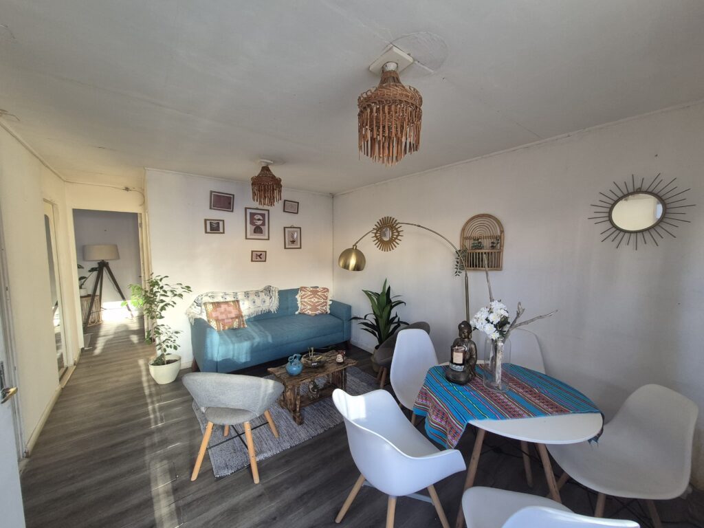 Casa Amoblada en Arriendo Año Corrido - Excelente Ubicación en Av. Cuatro Esquinas, La Serena.